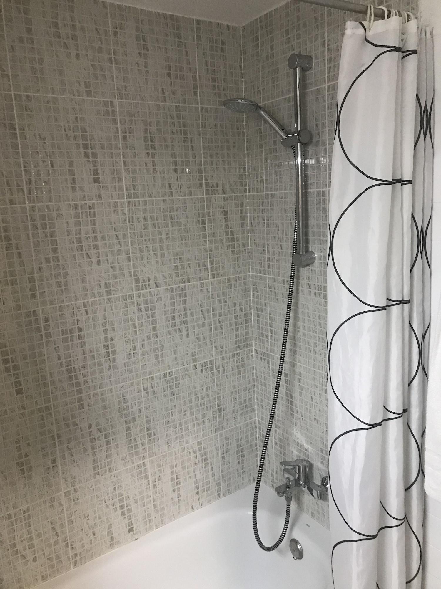 Hotel Pelayo Barcelona Bagian luar foto