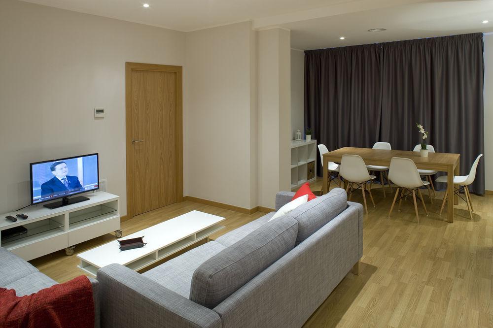 Hotel Pelayo Barcelona Bagian luar foto